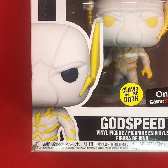 Funko Pop! The Flash GITD Godspeed Gamestop #1100 - Picture 4 of 7
